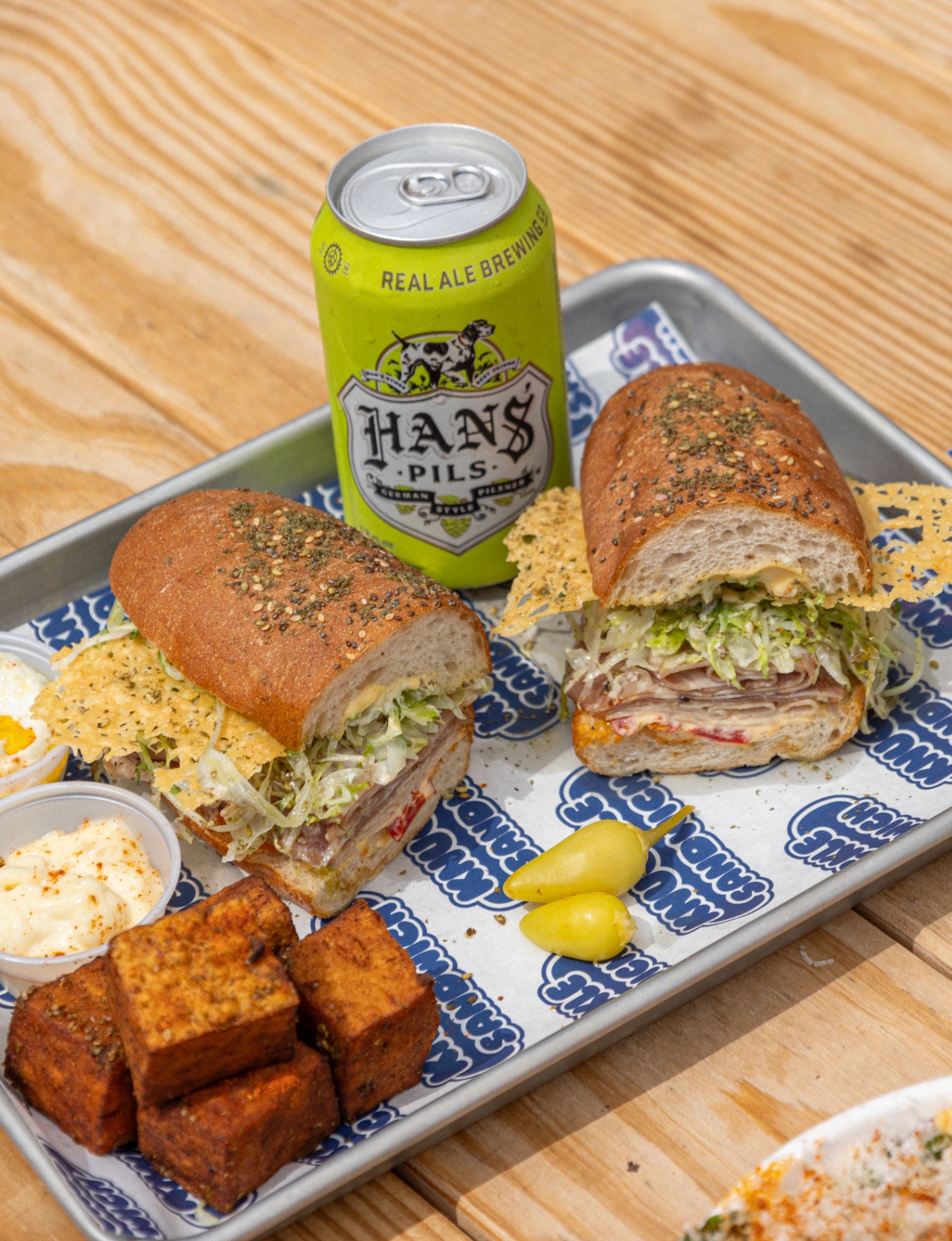 Knuckle Sandwich food at Ants Beer Cave